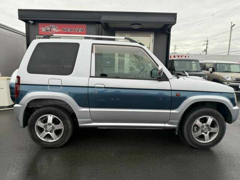 PAJERO MINI