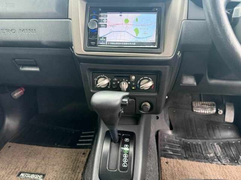 PAJERO MINI
