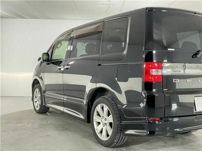 DELICA D5