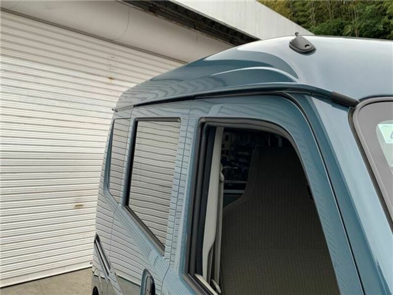 CLIPPER VAN