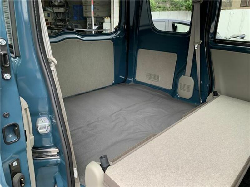 CLIPPER VAN
