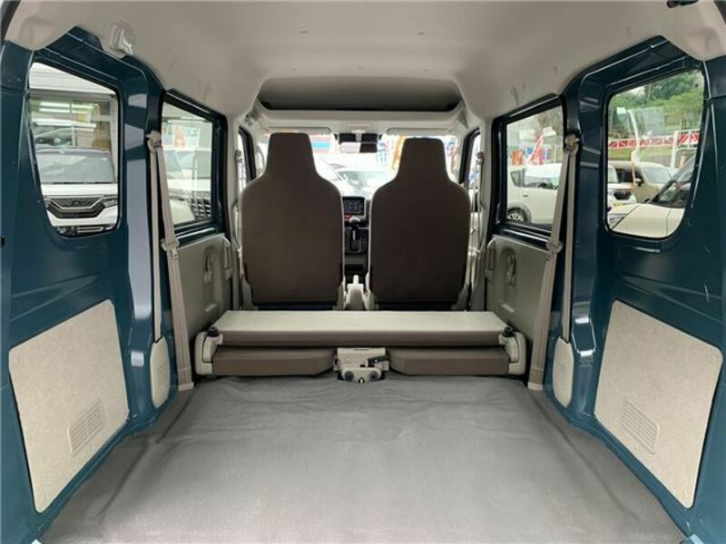 CLIPPER VAN