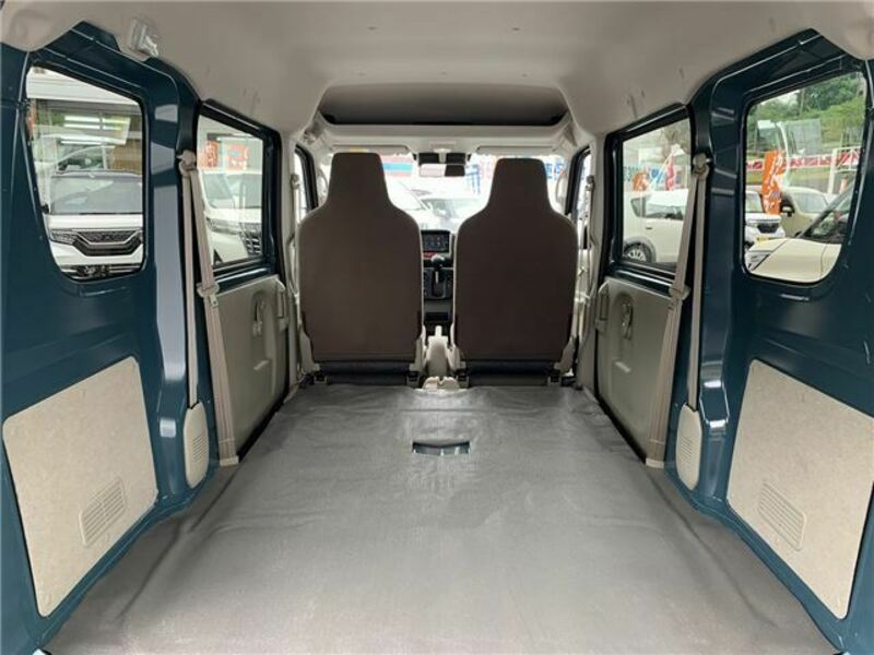 CLIPPER VAN