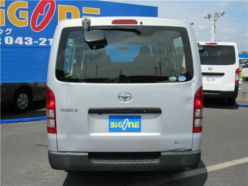 HIACE VAN