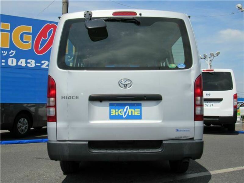 HIACE VAN