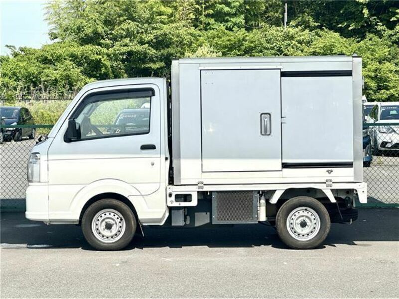 CARRY TRUCK