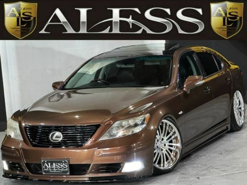 LEXUS LS