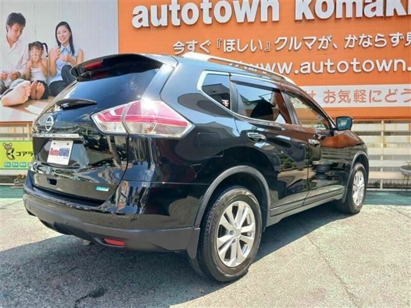 X-TRAIL