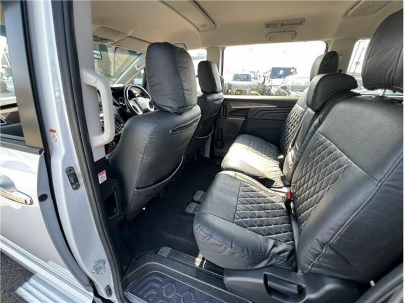 DELICA D5