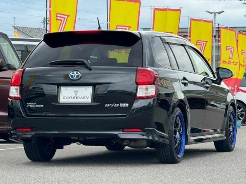 COROLLA FIELDER