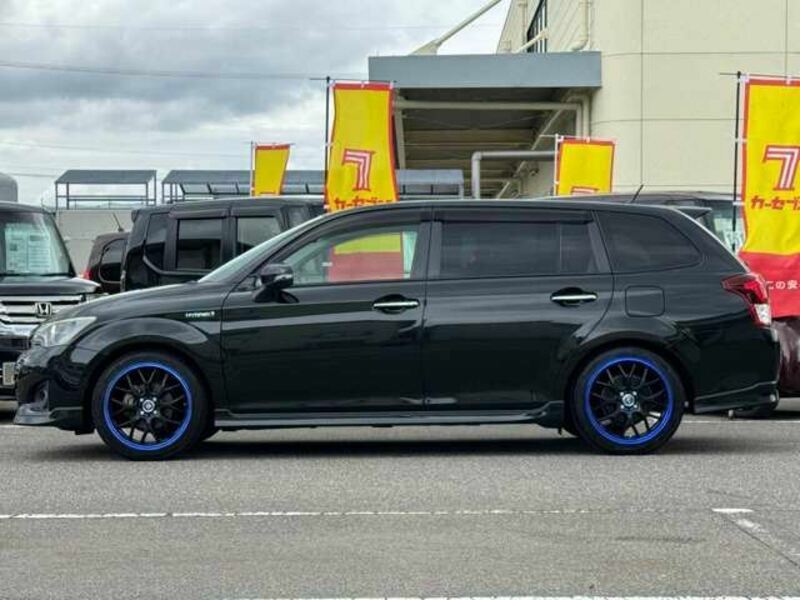 COROLLA FIELDER