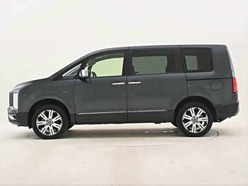 DELICA D5