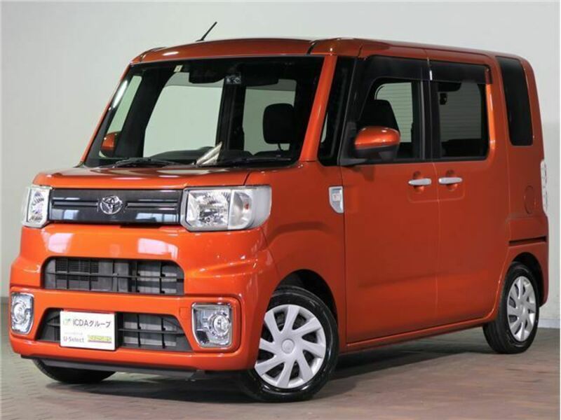 TOYOTA PIXIS MEGA