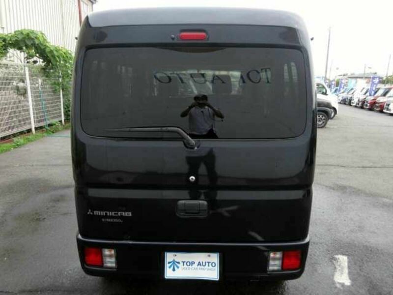 MINICAB VAN