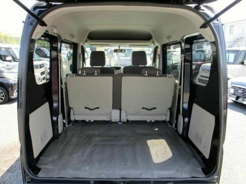 MINICAB VAN