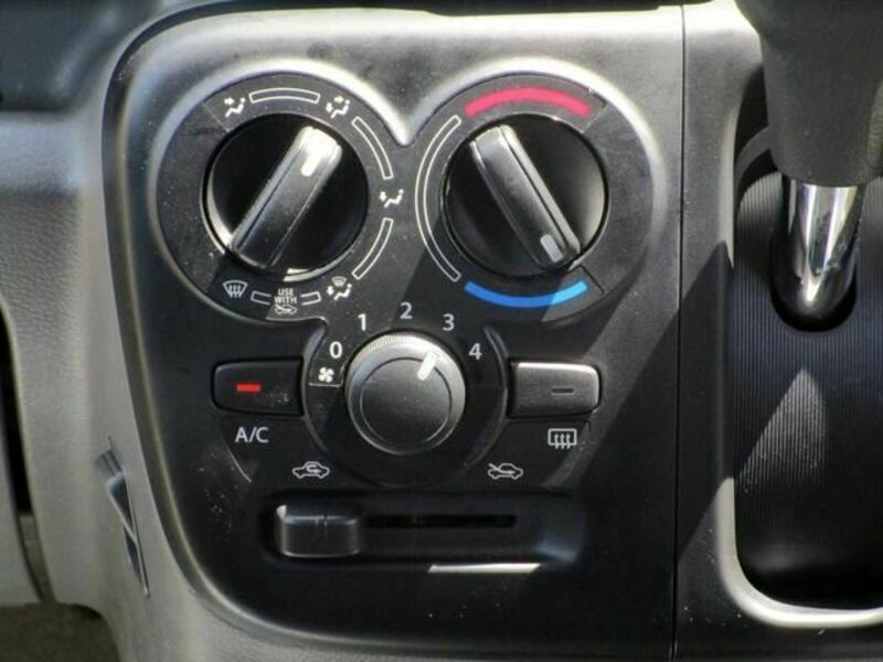 MINICAB VAN