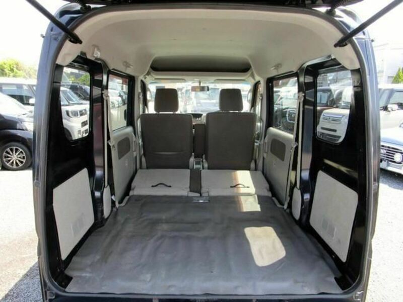 MINICAB VAN