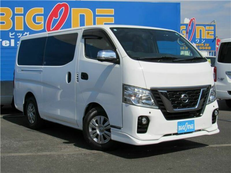 NV350 CARAVAN-0