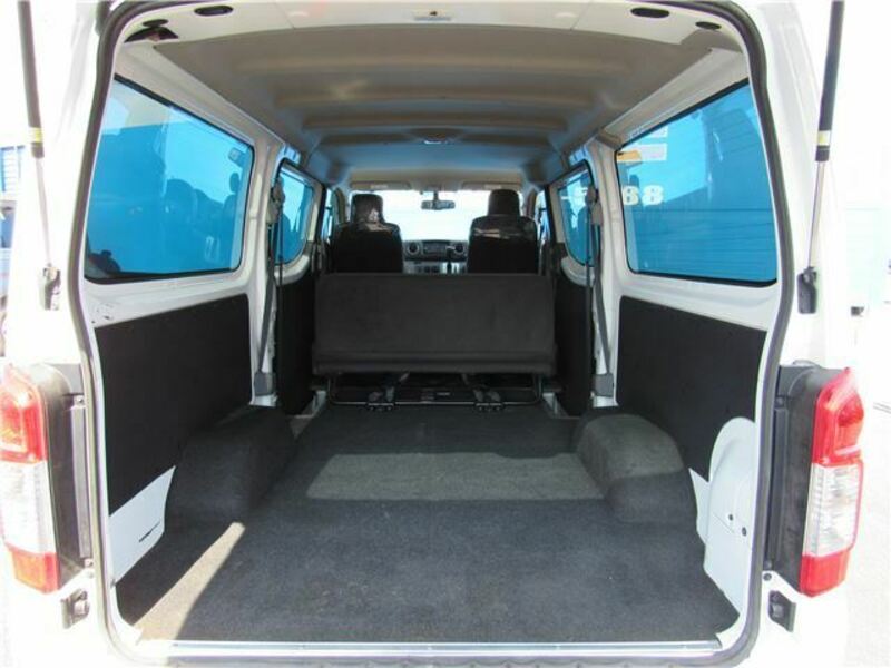 NV350 CARAVAN