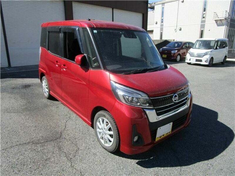NISSAN DAYZ ROOX
