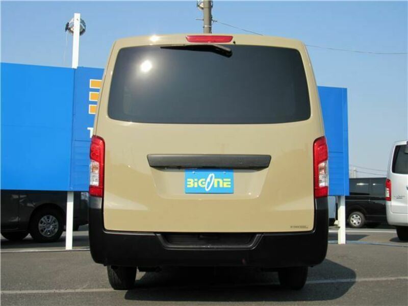 NV350 CARAVAN
