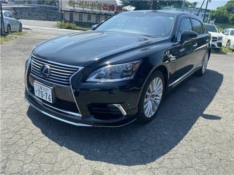 LEXUS LS