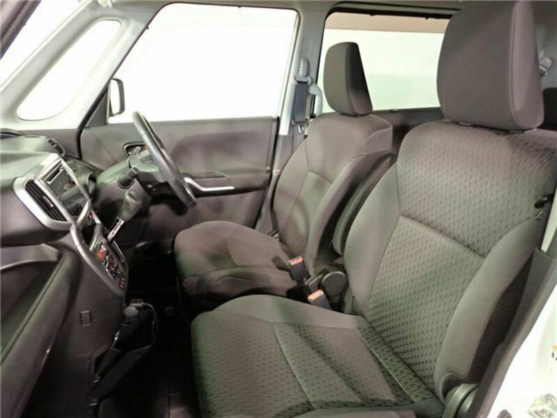 DELICA D2