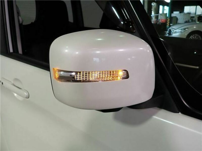 DELICA D2