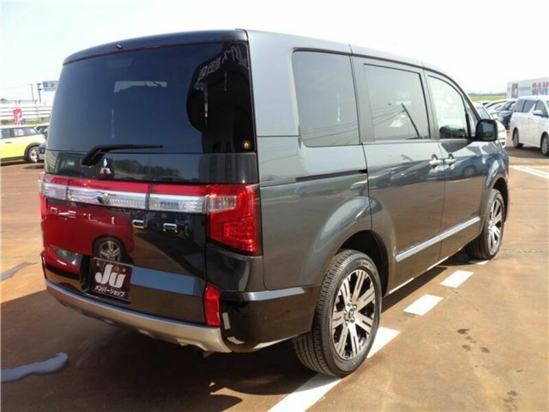 DELICA D5