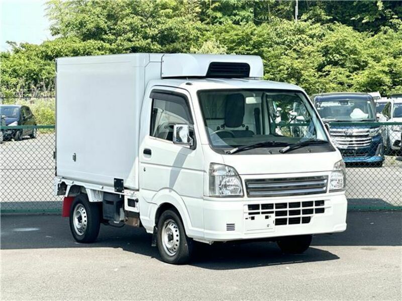 MAZDA SCRUM TRUCK