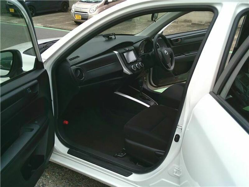 COROLLA FIELDER
