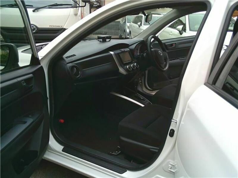 COROLLA FIELDER