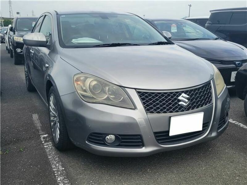 SUZUKI KIZASHI