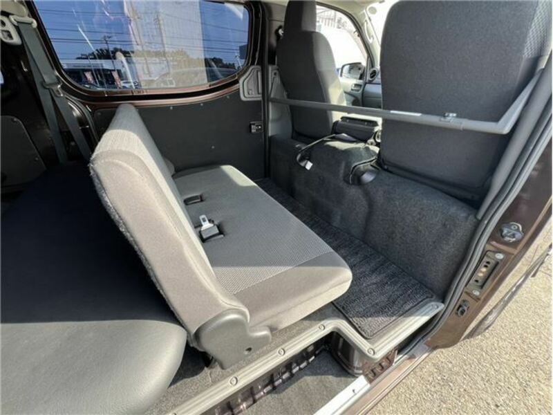 NV350 CARAVAN