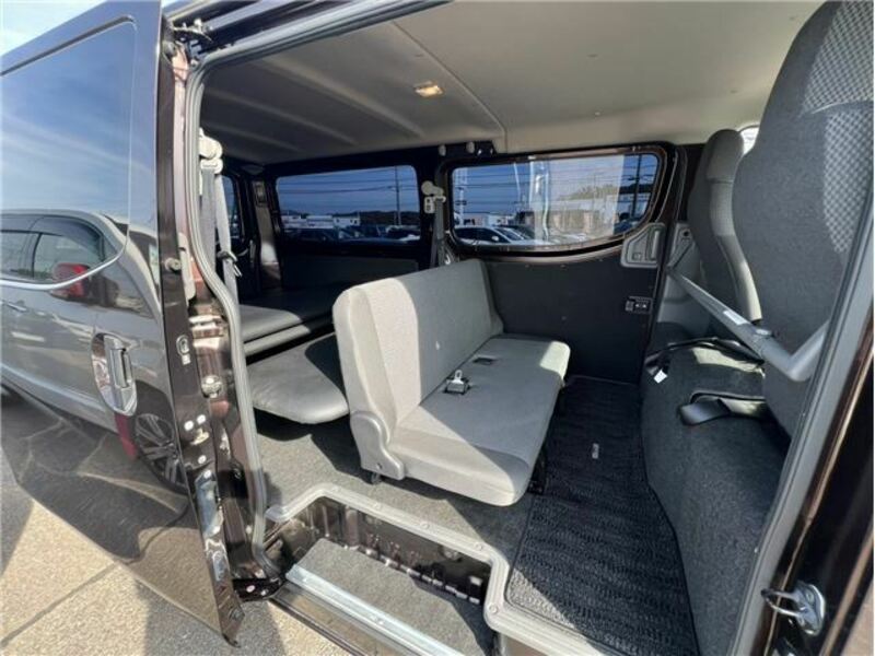 NV350 CARAVAN