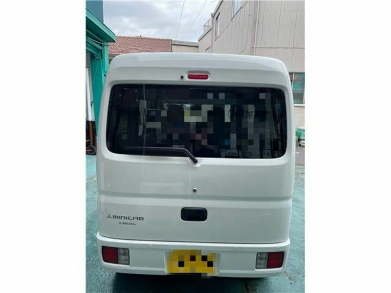MINICAB VAN