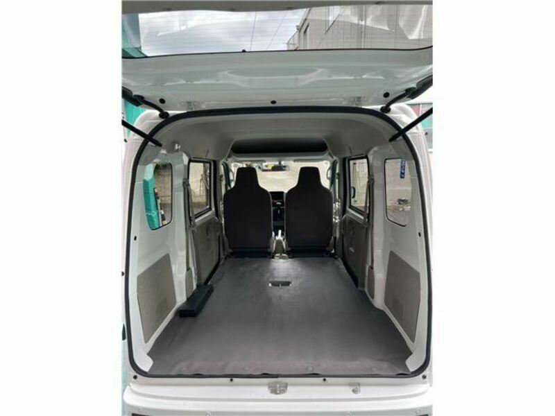 MINICAB VAN