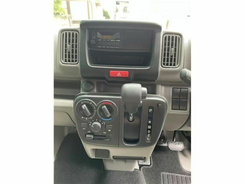 MINICAB VAN