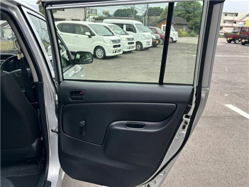 SUCCEED VAN