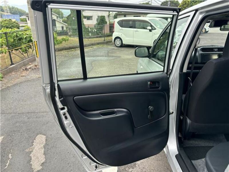 SUCCEED VAN