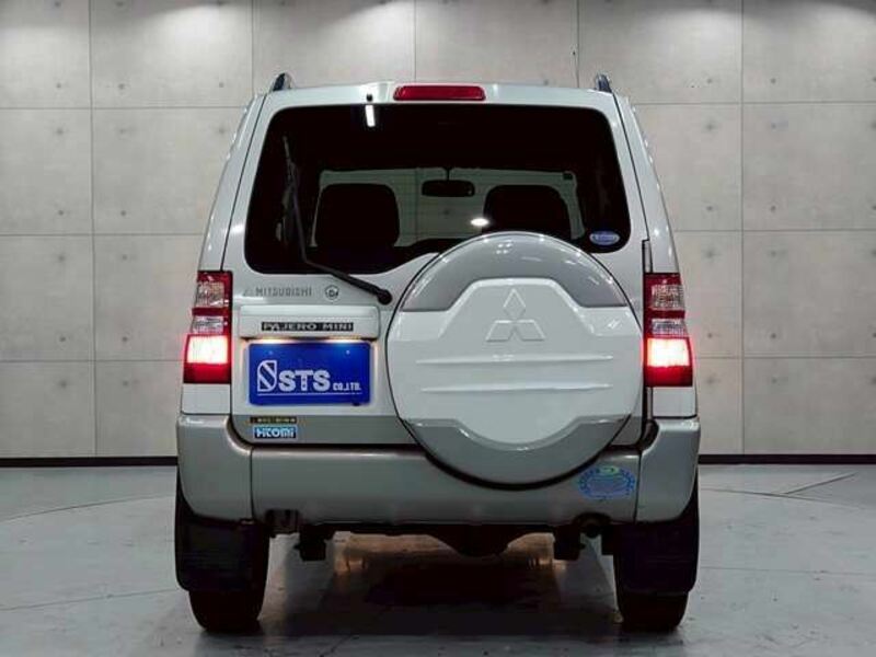 PAJERO MINI