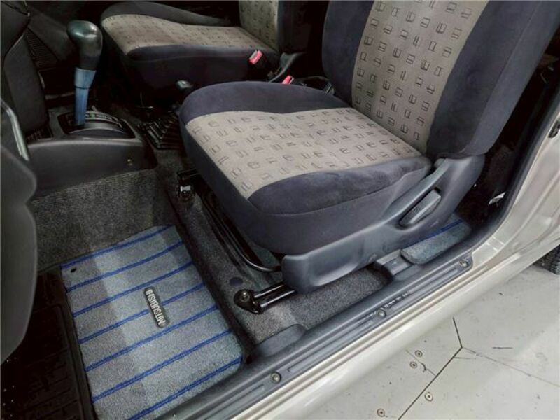 PAJERO MINI