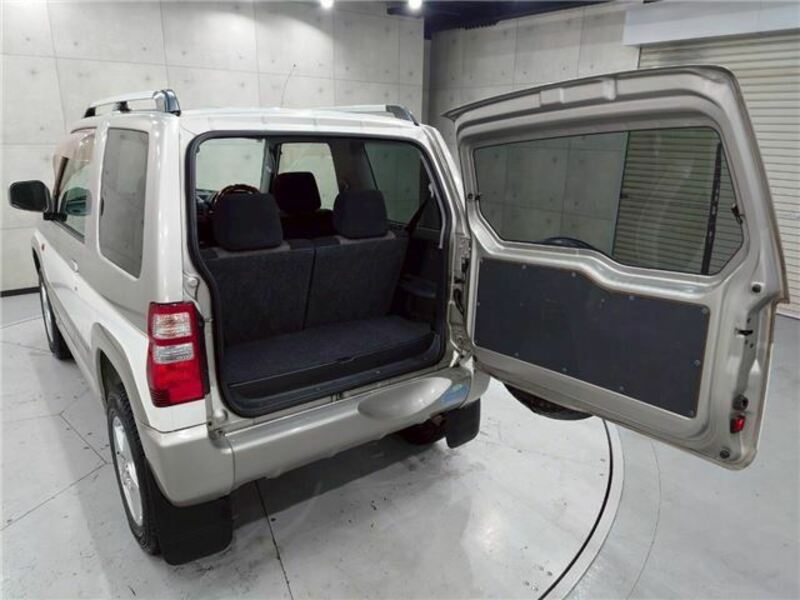 PAJERO MINI