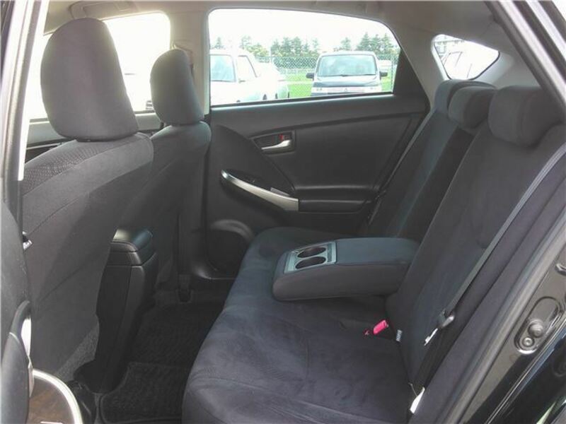 PRIUS PHV