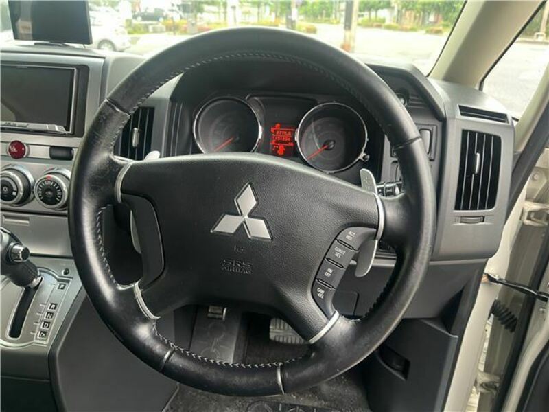 DELICA D5