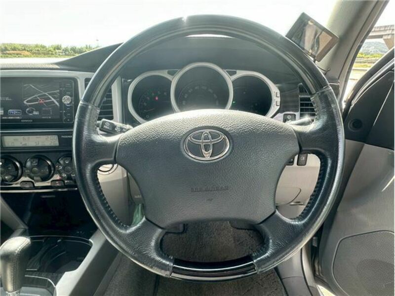 HILUX SURF