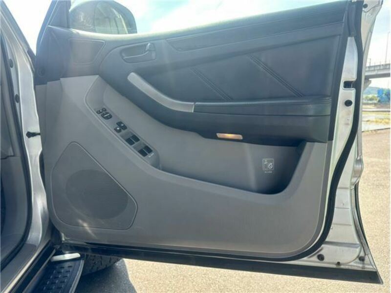 HILUX SURF