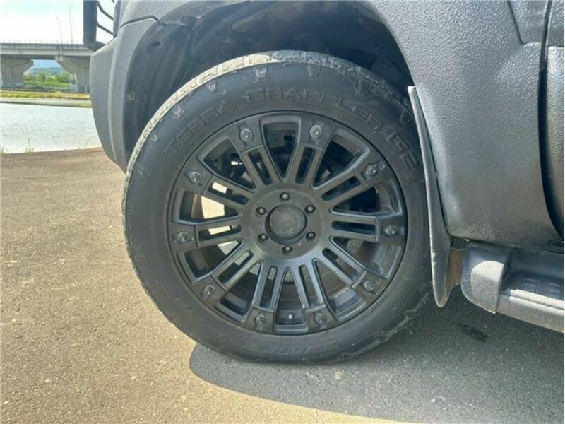 HILUX SURF