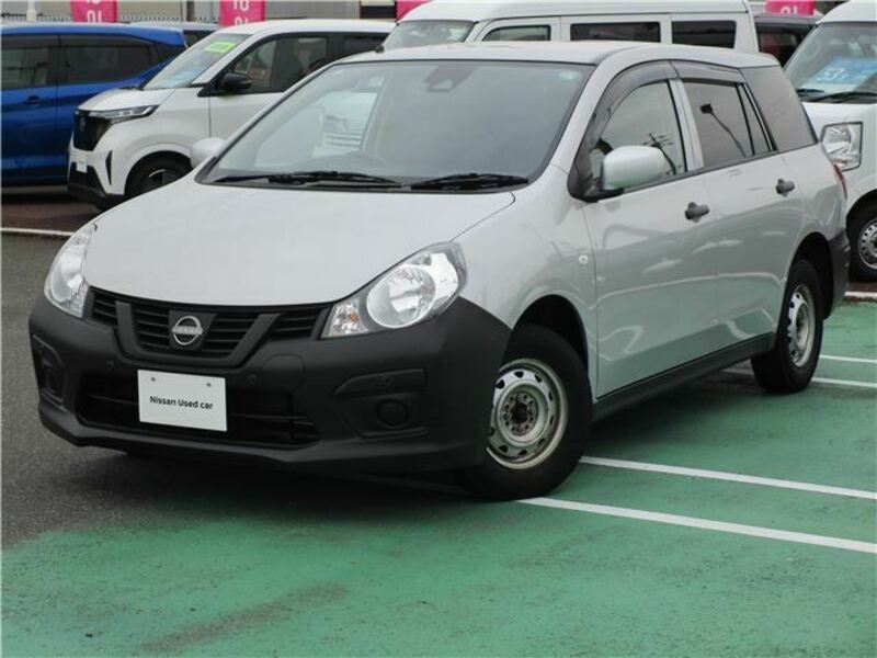 NISSAN AD