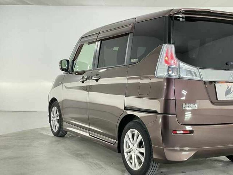 DELICA D2